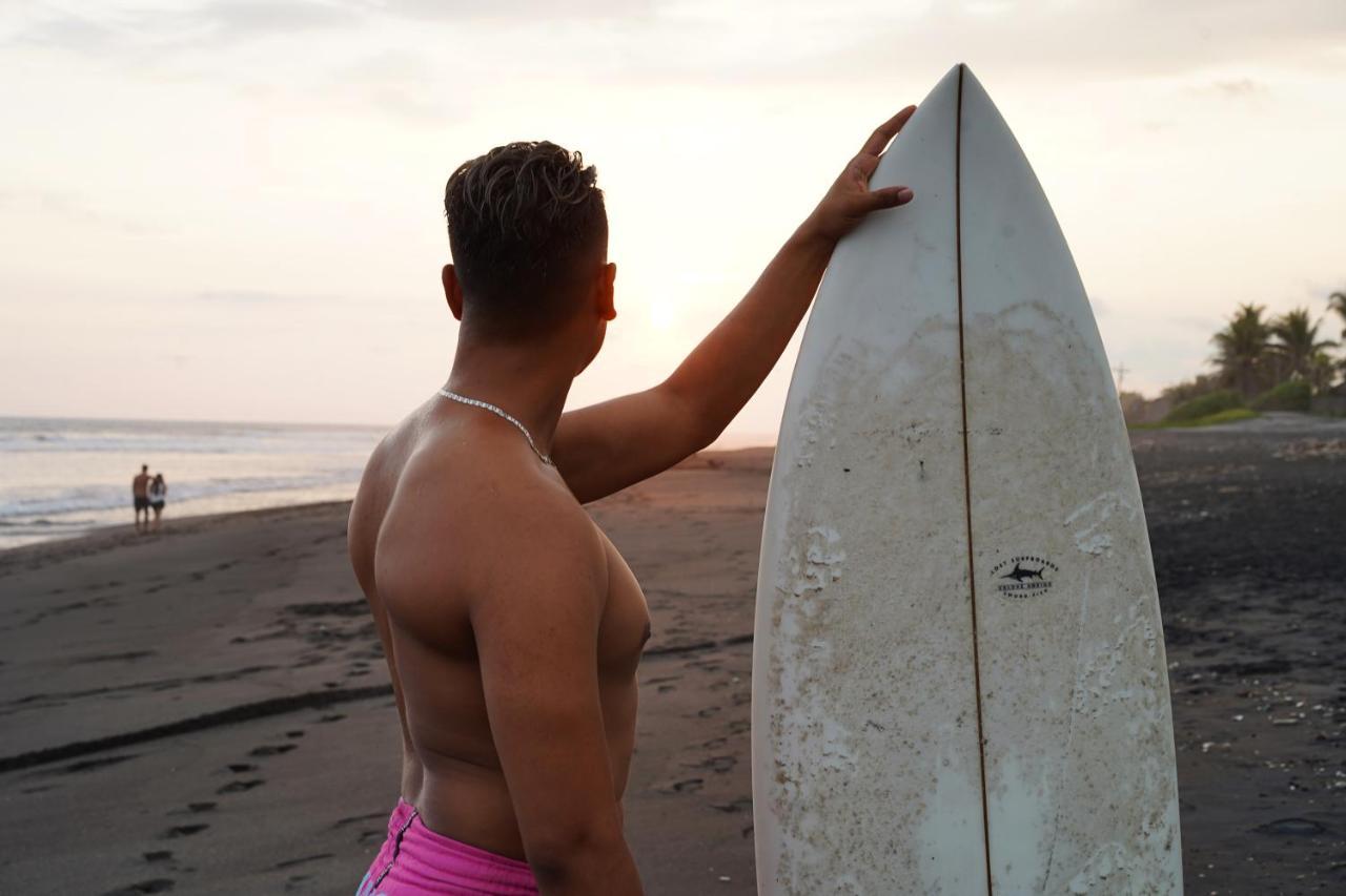 Shanti Surf Camp El Paredón Buena Vista Kültér fotó