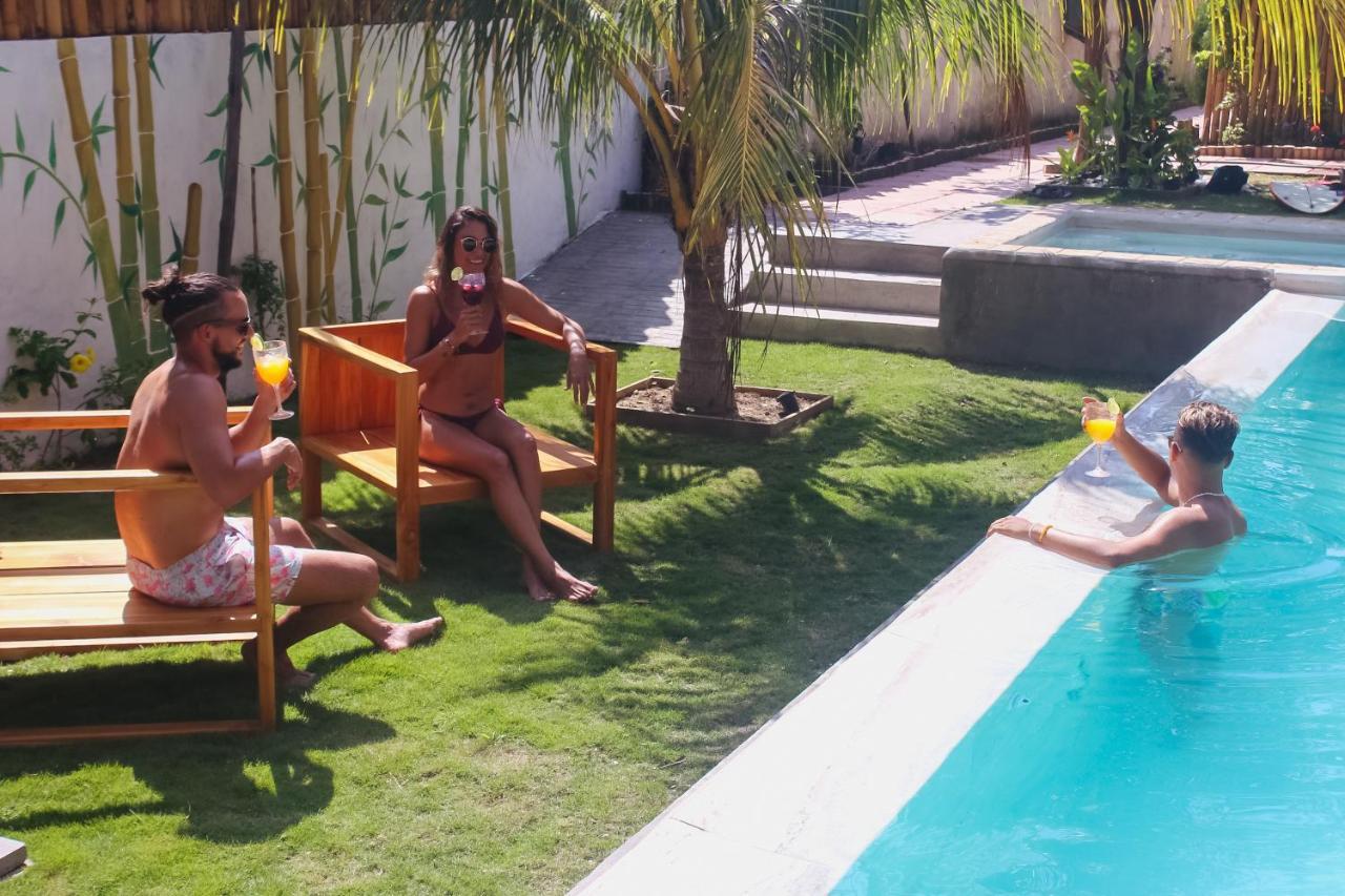 Shanti Surf Camp El Paredón Buena Vista Kültér fotó